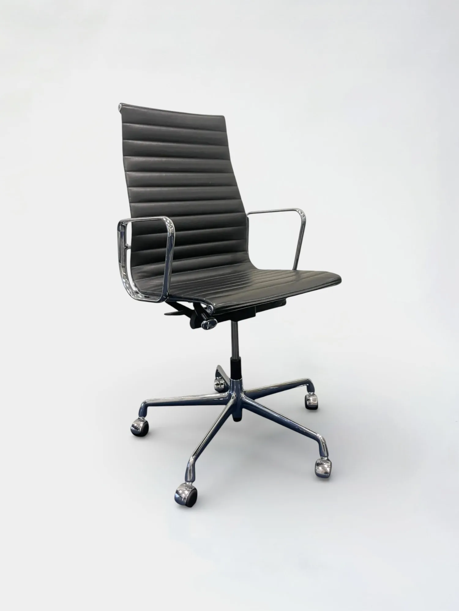 Vitra EA119 office chair in black leather, chrome base